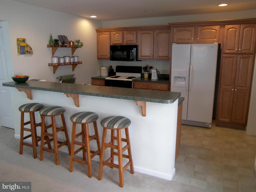 798 Wallingford Road, Unit 282 Lititz, PA 17543 - Photo 7 of 15