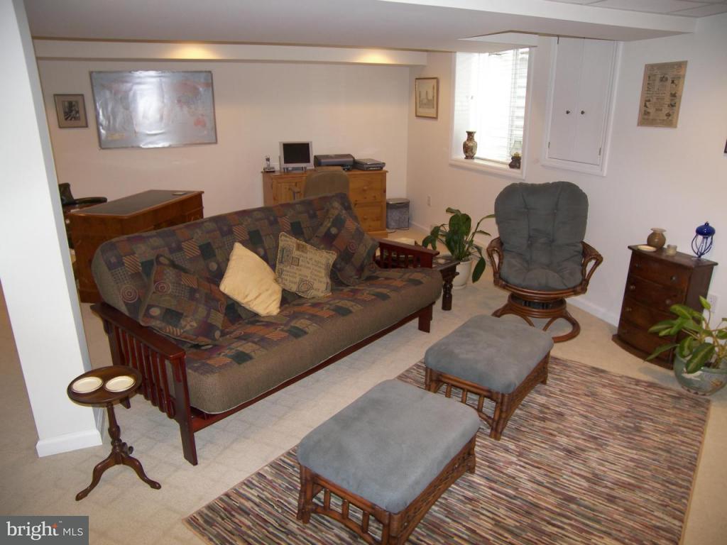 798 Wallingford Road, Unit 282 Lititz, PA 17543 - Photo 8 of 15