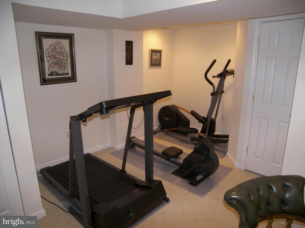 798 Wallingford Road, Unit 282 Lititz, PA 17543 - Photo 10 of 15