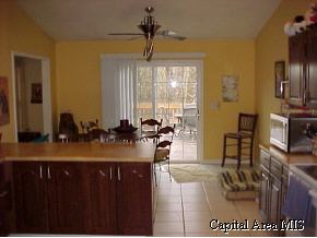 840 Cherokee Drive Springfield, IL 62711 - Photo 4 of 9