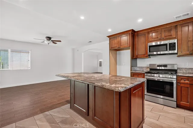 $1,400,000 | 6633 East Paseo Del Norte, Anaheim Hills, CA 92807