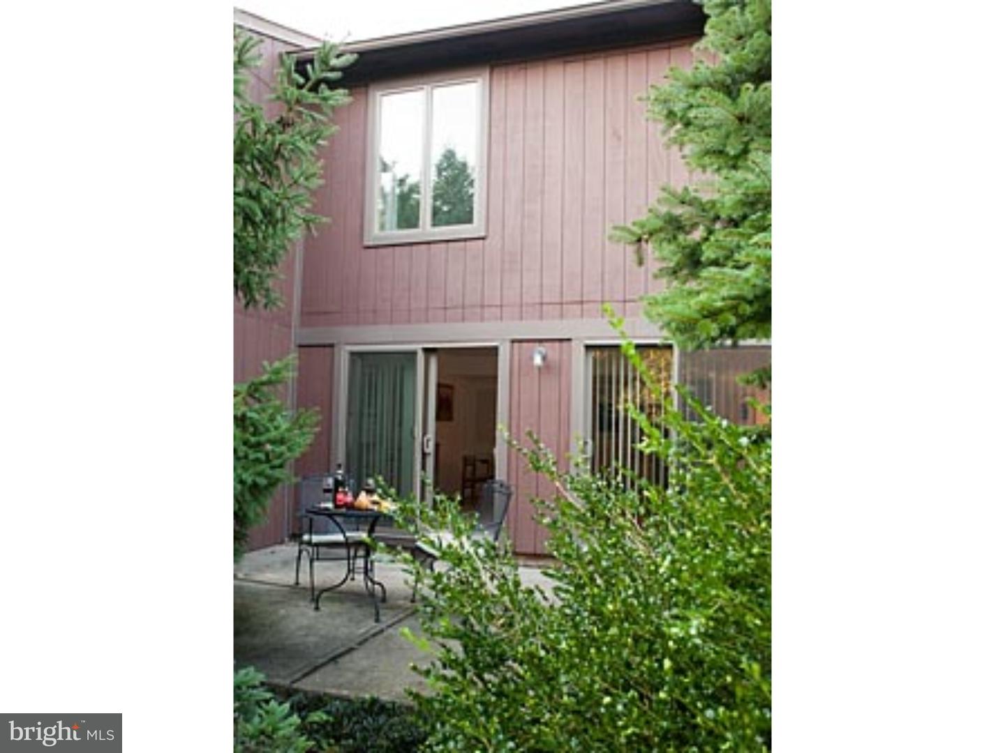 22 Eden Roc New Hope, PA 18938 - Photo 11 of 13 Gallery Image 11