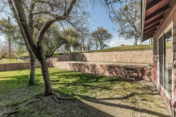 $595,000 | 31638 Lodge Road, Auberry, CA 93602