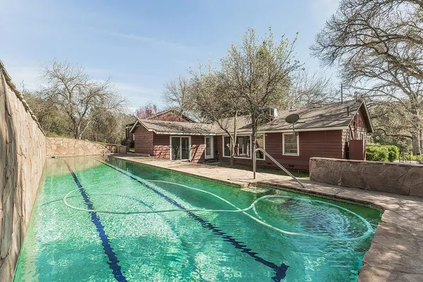 $595,000 | 31638 Lodge Road, Auberry, CA 93602