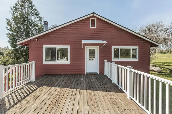 $595,000 | 31638 Lodge Road, Auberry, CA 93602
