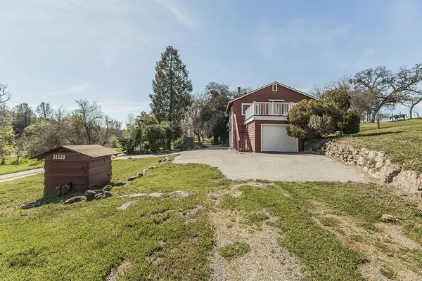 $595,000 | 31638 Lodge Road, Auberry, CA 93602