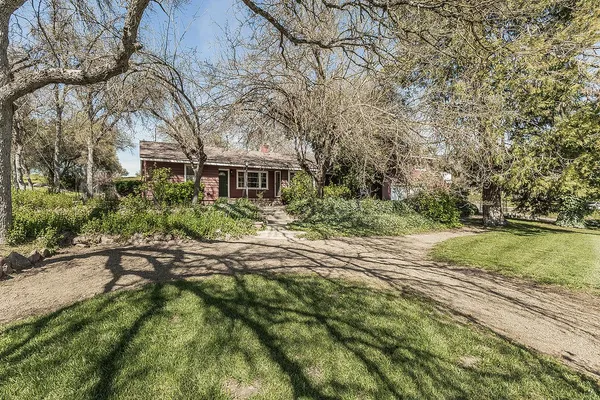 $595,000 | 31638 Lodge Road, Auberry, CA 93602