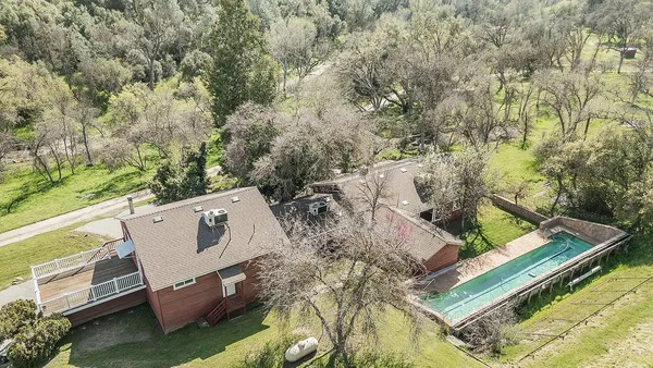 $595,000 | 31638 Lodge Road, Auberry, CA 93602