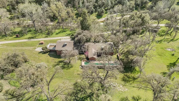$595,000 | 31638 Lodge Road, Auberry, CA 93602