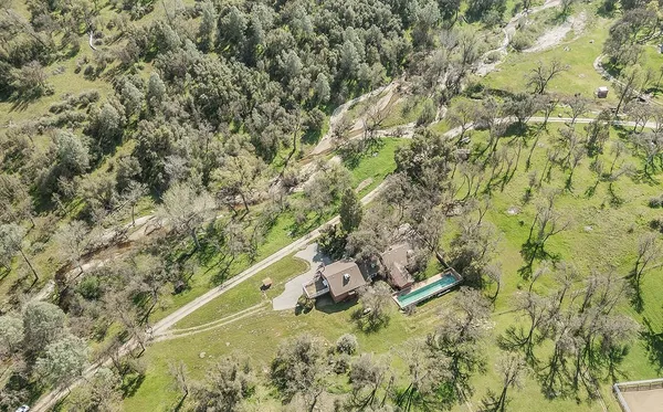 $595,000 | 31638 Lodge Road, Auberry, CA 93602
