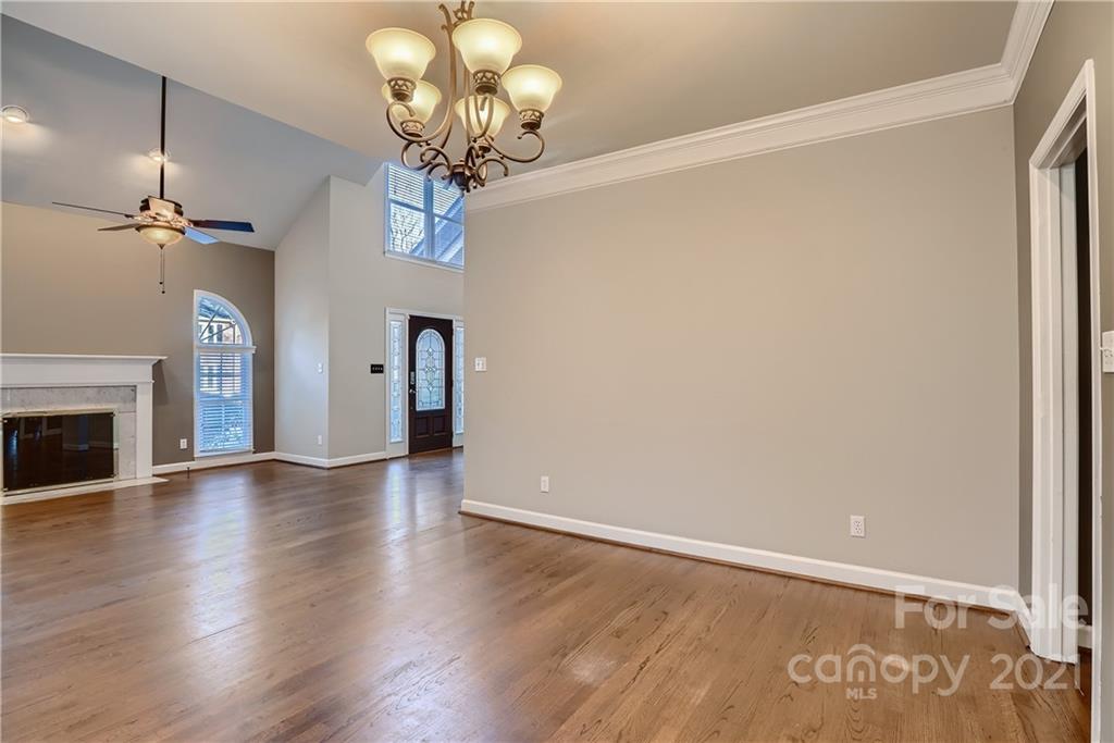 592 Cranborne Chase Fort Mill, SC 29708 - Photo 7 of 33