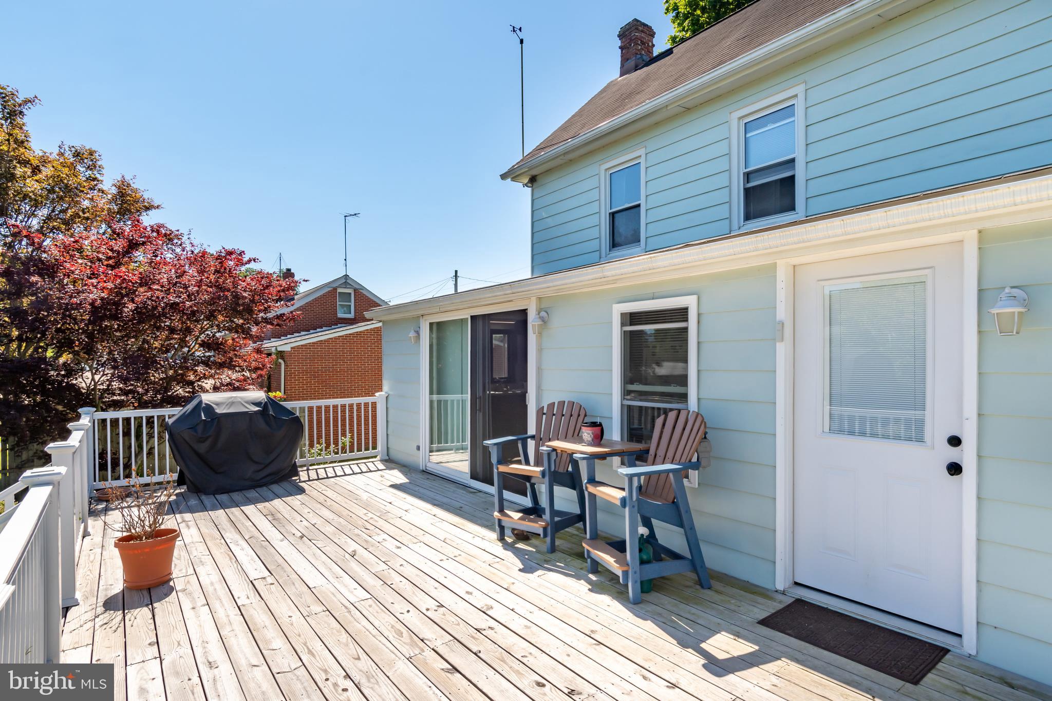 Large Deck