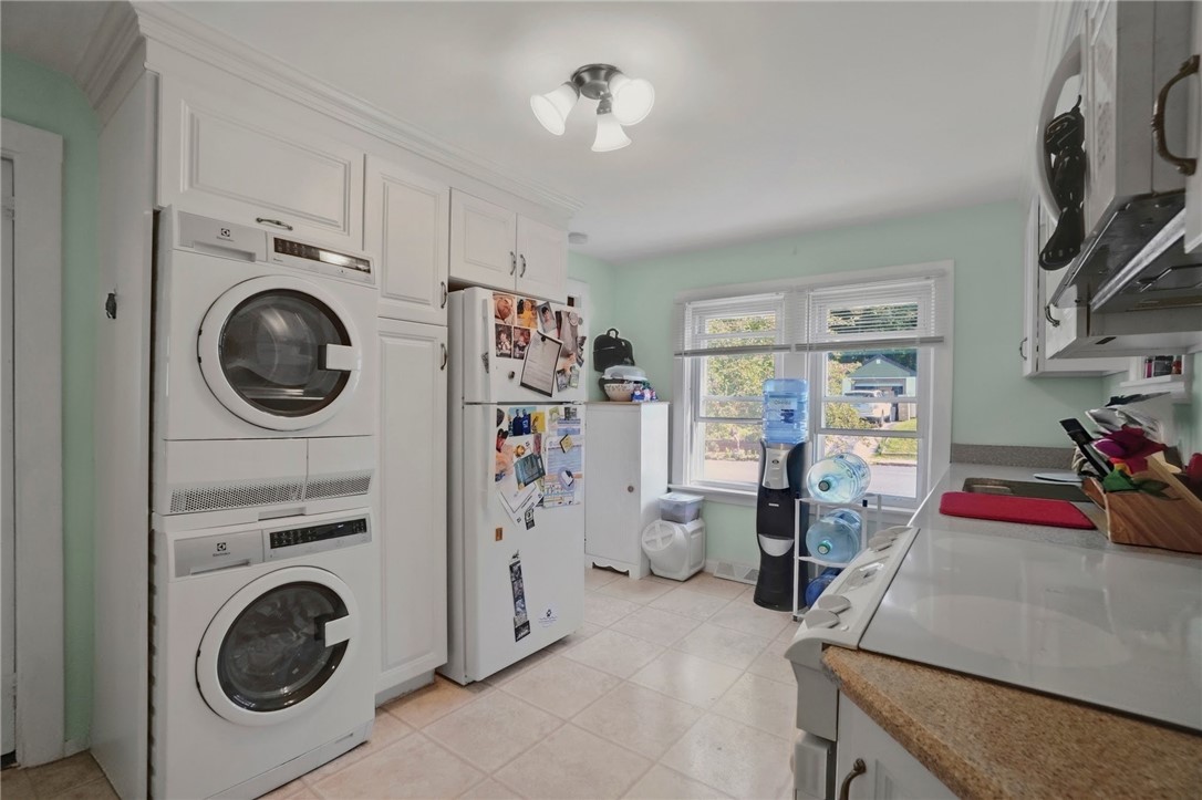 18 Lemis Street Coventry, RI 02816 - Photo 8 of 31 Gallery Image 8