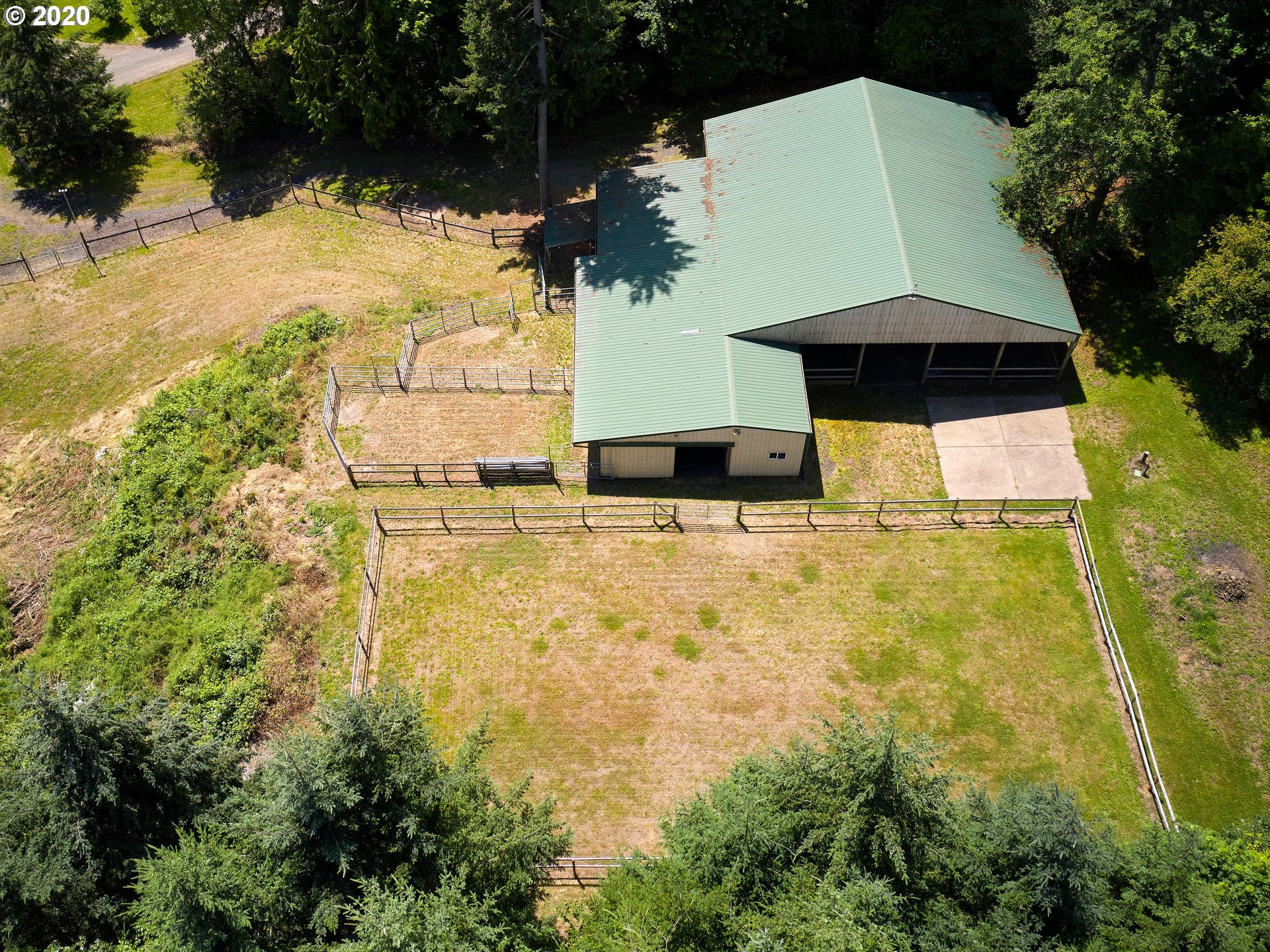 19680 Southwest Neugebauer Road Hillsboro, OR 97123 - Photo 29 of 31 Gallery Image 29