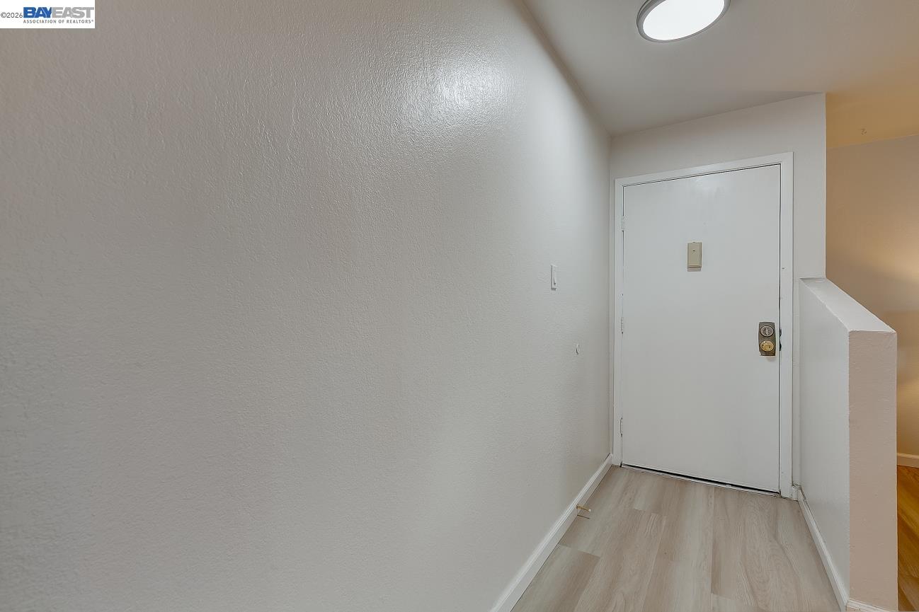 9005 Alcosta Boulevard, Unit 199 San Ramon, CA 94583 - Photo 9 of 57 a view of an empty room