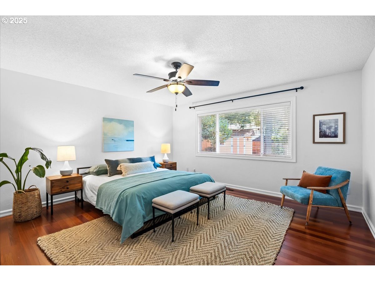 15930 Southwest Colony Place Portland, OR 97224 - Photo 19 of 47 Kitchen