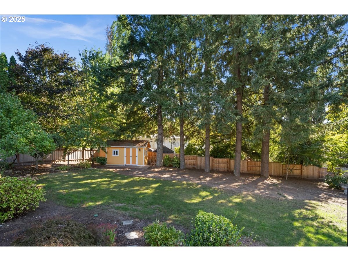 15930 Southwest Colony Place Portland, OR 97224 - Photo 41 of 47 Backyard