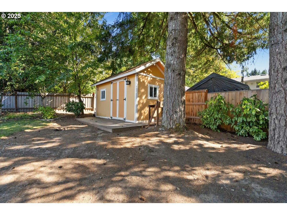 15930 Southwest Colony Place Portland, OR 97224 - Photo 42 of 47