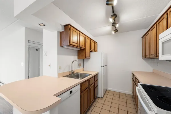 $395,000 | 95 Nahant Street, Unit 39, Lynn, MA 01902