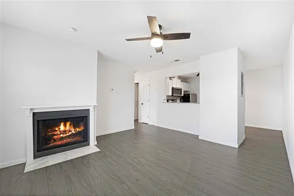 $145,000 | 2200 East Trinity Mills Road, Unit 510, Carrollton, TX 75006