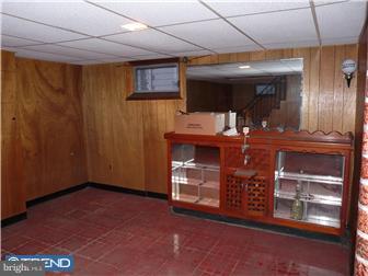 333 Rutledge Avenue Folsom, PA 19033 - Photo 10 of 12 Family Room