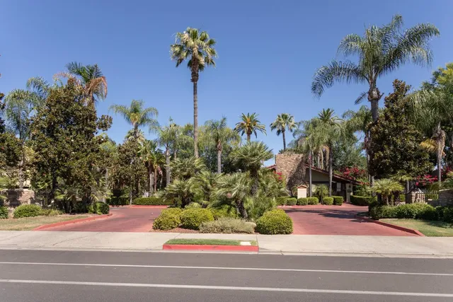 $165,000 | 2881 Huntington Boulevard, Unit 121, Fresno, CA 93721