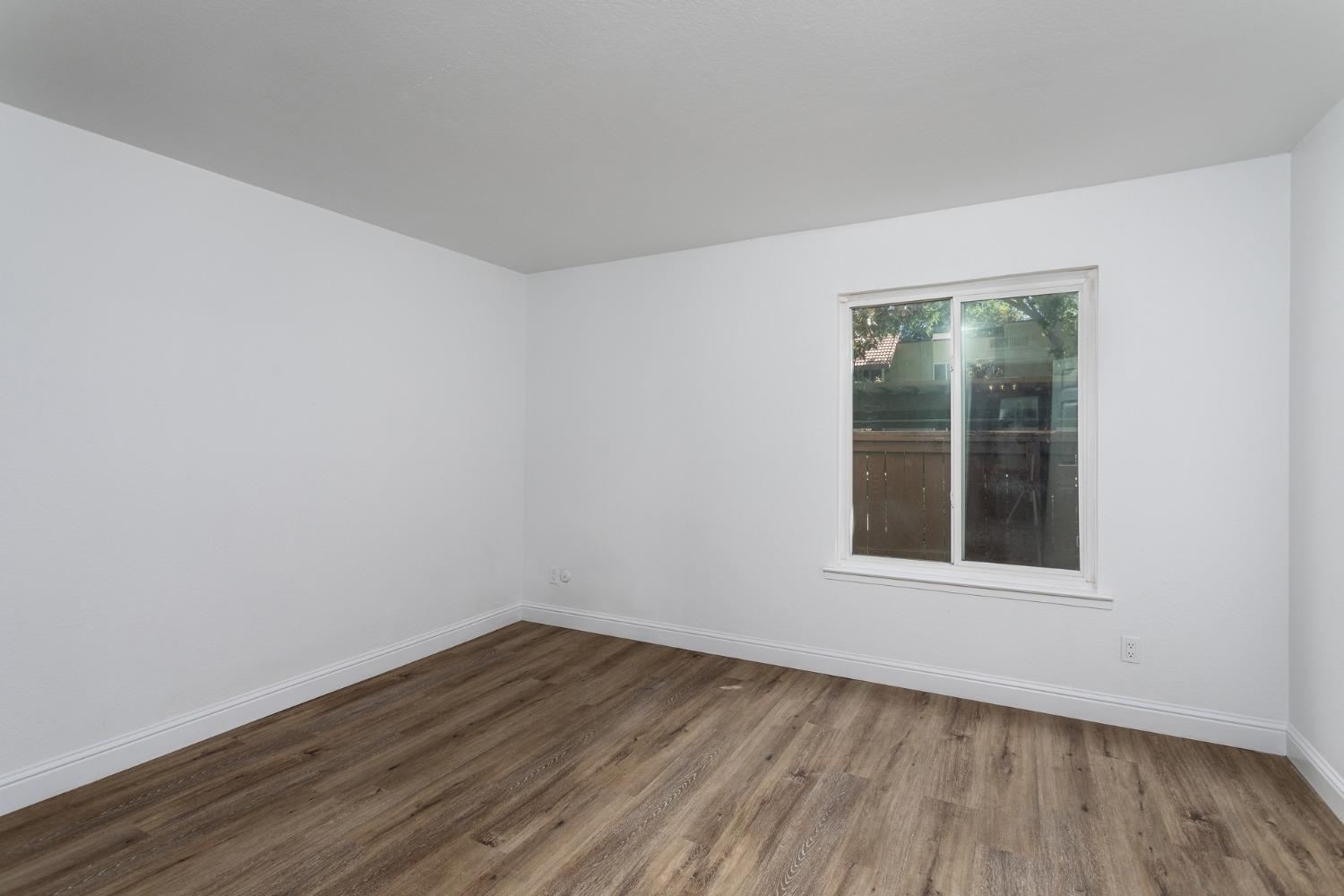 2881 Huntington Boulevard, Unit 121 Fresno, CA 93721 - Photo 13 of 26