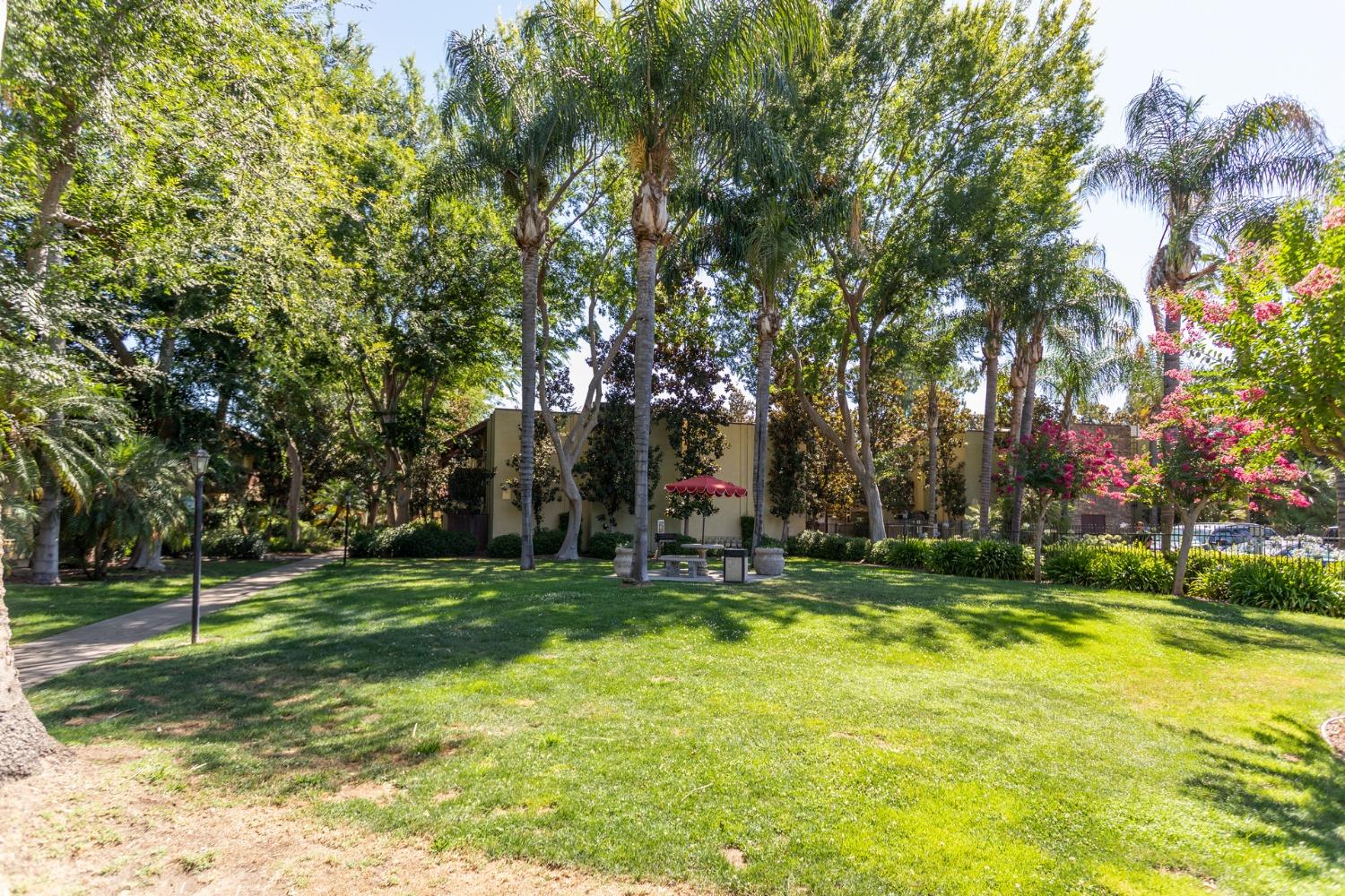 2881 Huntington Boulevard, Unit 121 Fresno, CA 93721 - Photo 24 of 26