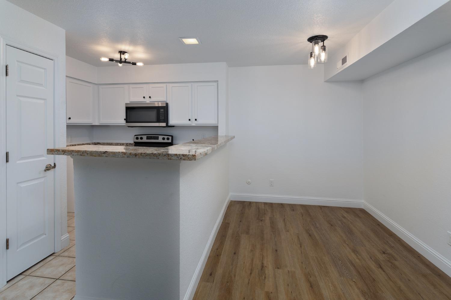 2881 Huntington Boulevard, Unit 121 Fresno, CA 93721 - Photo 10 of 26