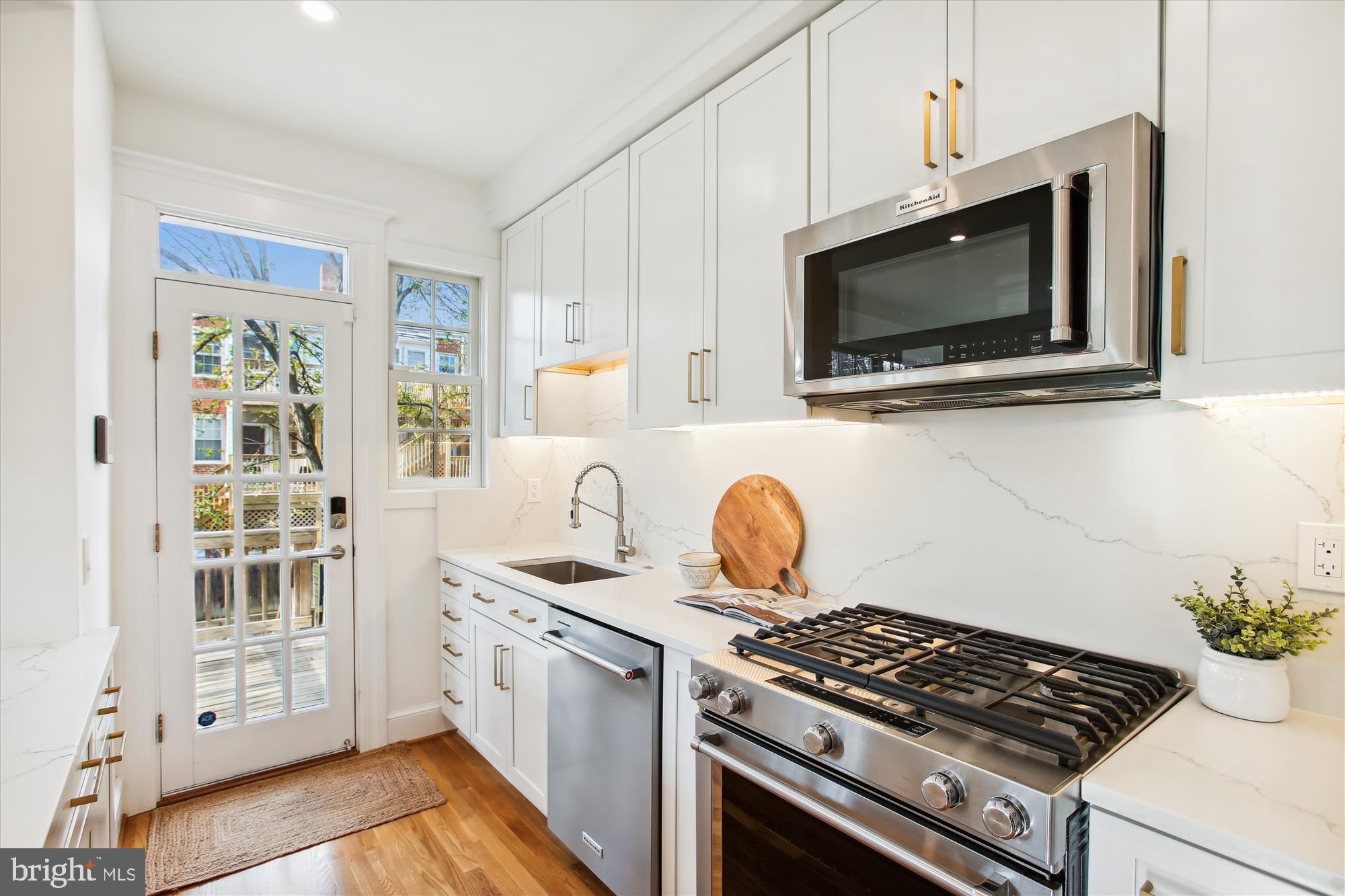 2210 39th Place Northwest Washington, DC 20007 - Photo 15 of 66