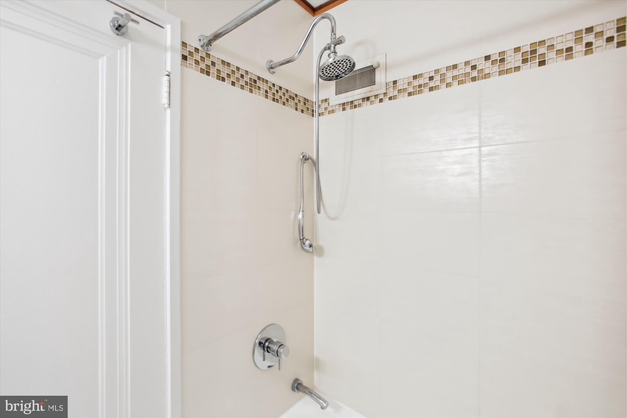 2210 39th Place Northwest Washington, DC 20007 - Photo 30 of 66