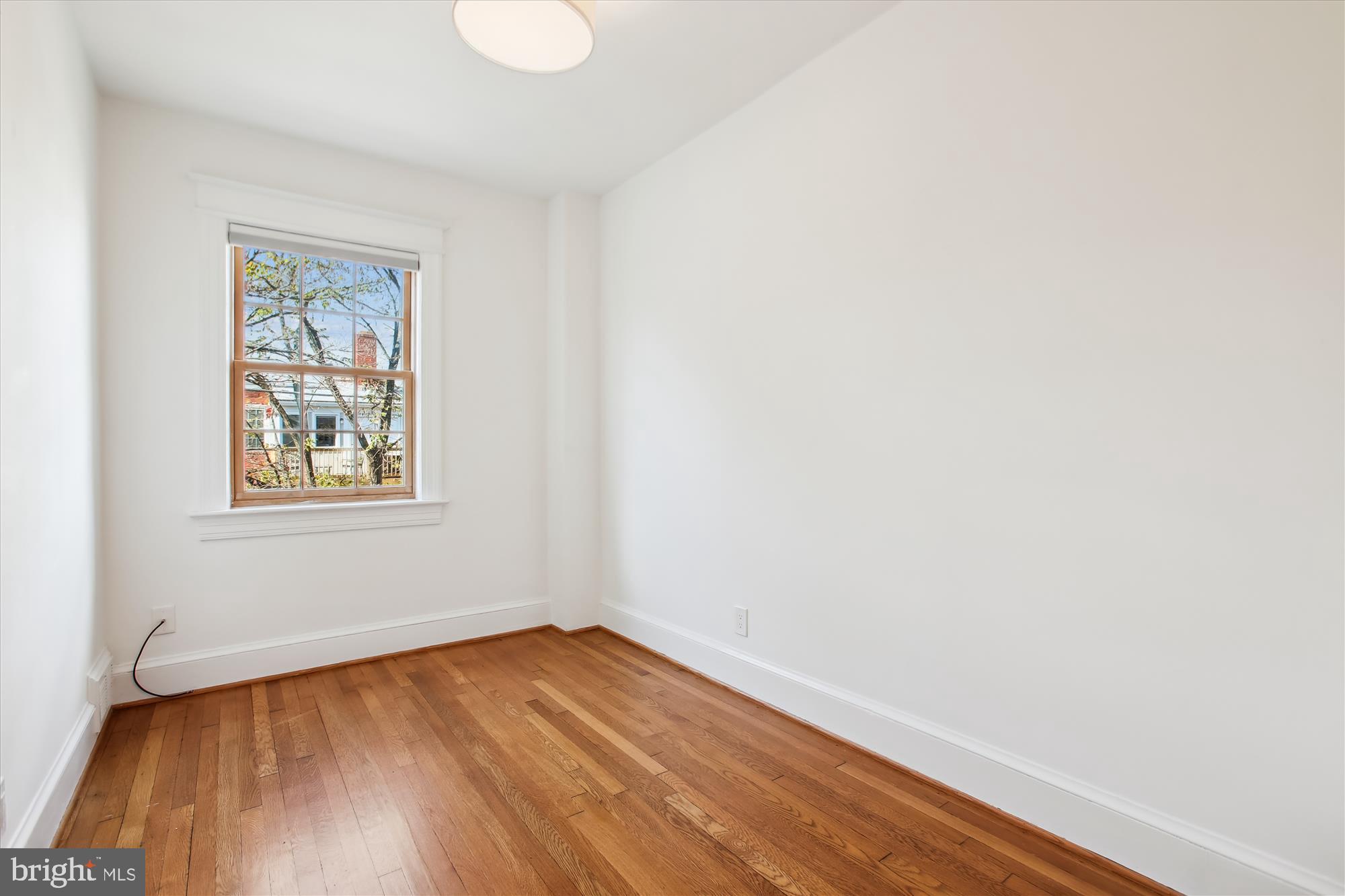 2210 39th Place Northwest Washington, DC 20007 - Photo 32 of 66