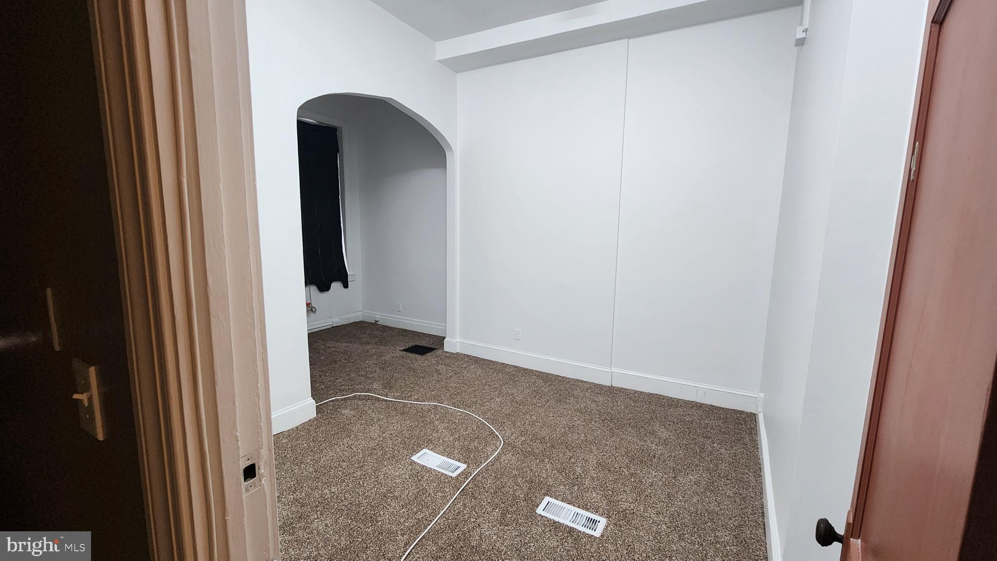 1115 North Calvert Street Baltimore, MD 21202 - Photo 9 of 35 a view of a bathroom