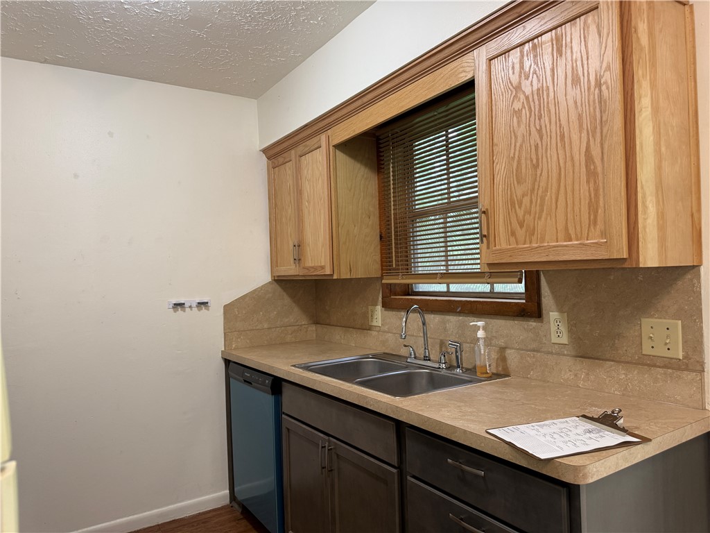 514 East 30th Street, Unit B1 Bryan, TX 77803 - Photo 5 of 17