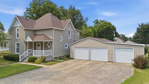 $289,000 | 406 West 5th Street, Brookston, IN 47923