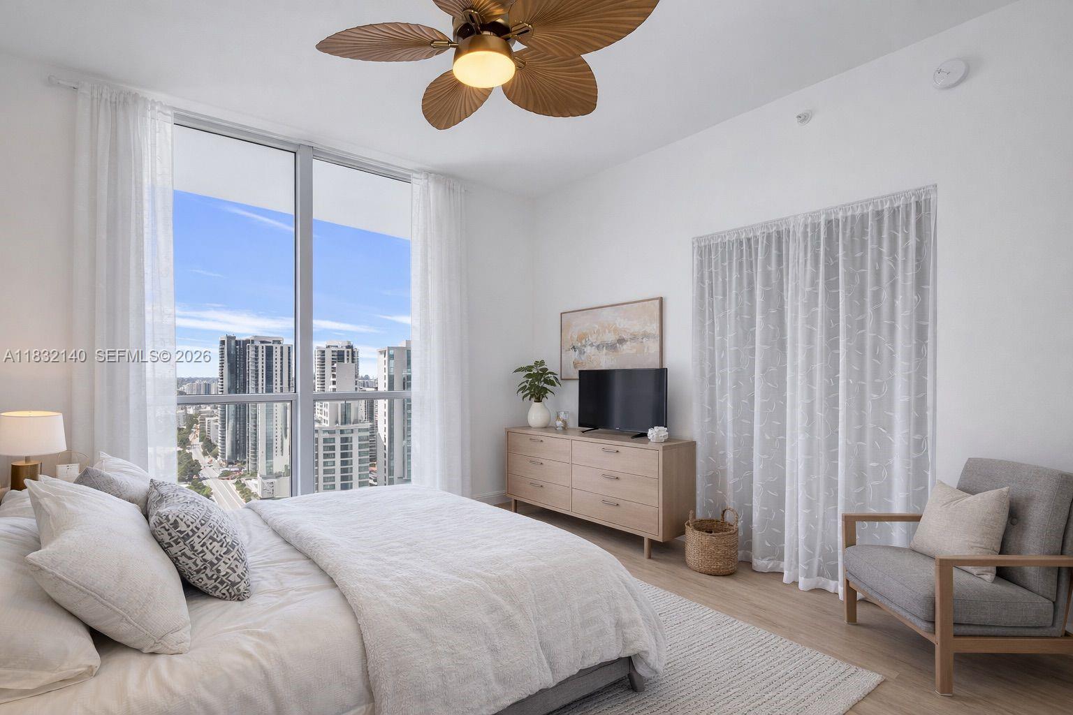 185 Southwest 7th Street, Unit 2204 Miami, FL 33130 - Photo 7 of 24