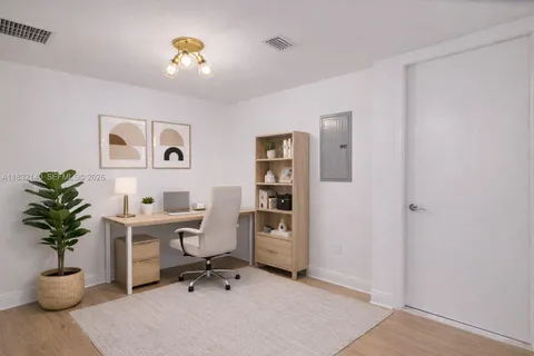 $420,000 | 185 Southwest 7th Street, Unit 2204, Miami, FL 33130