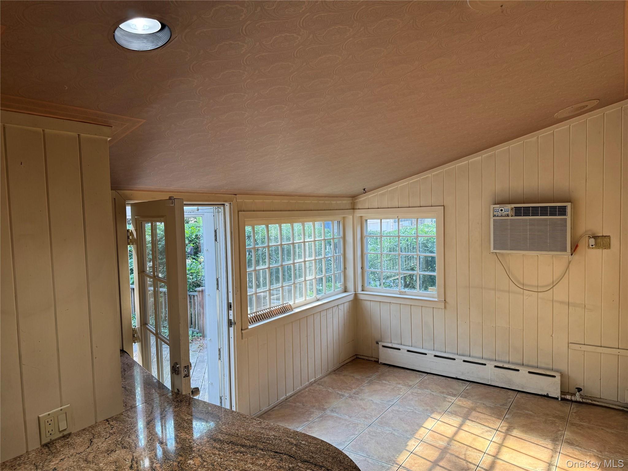 1900 Carleton Place Baldwin, NY 11510 - Photo 5 of 23
