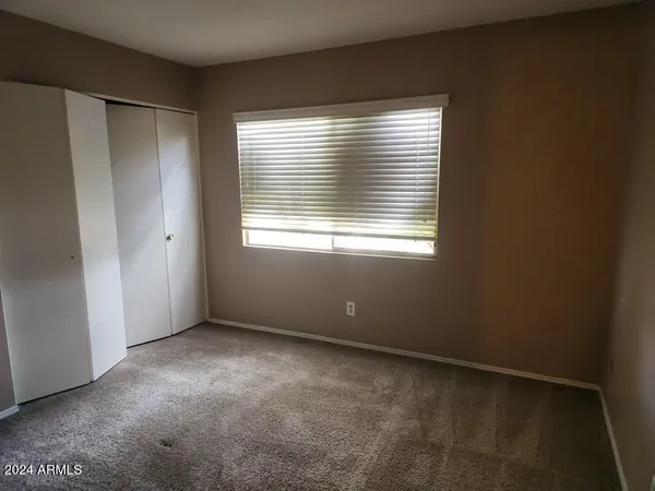 $2,200 | 4330 West Royal Palm Road, Glendale, AZ 85302