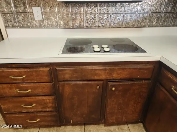 $2,200 | 4330 West Royal Palm Road, Glendale, AZ 85302