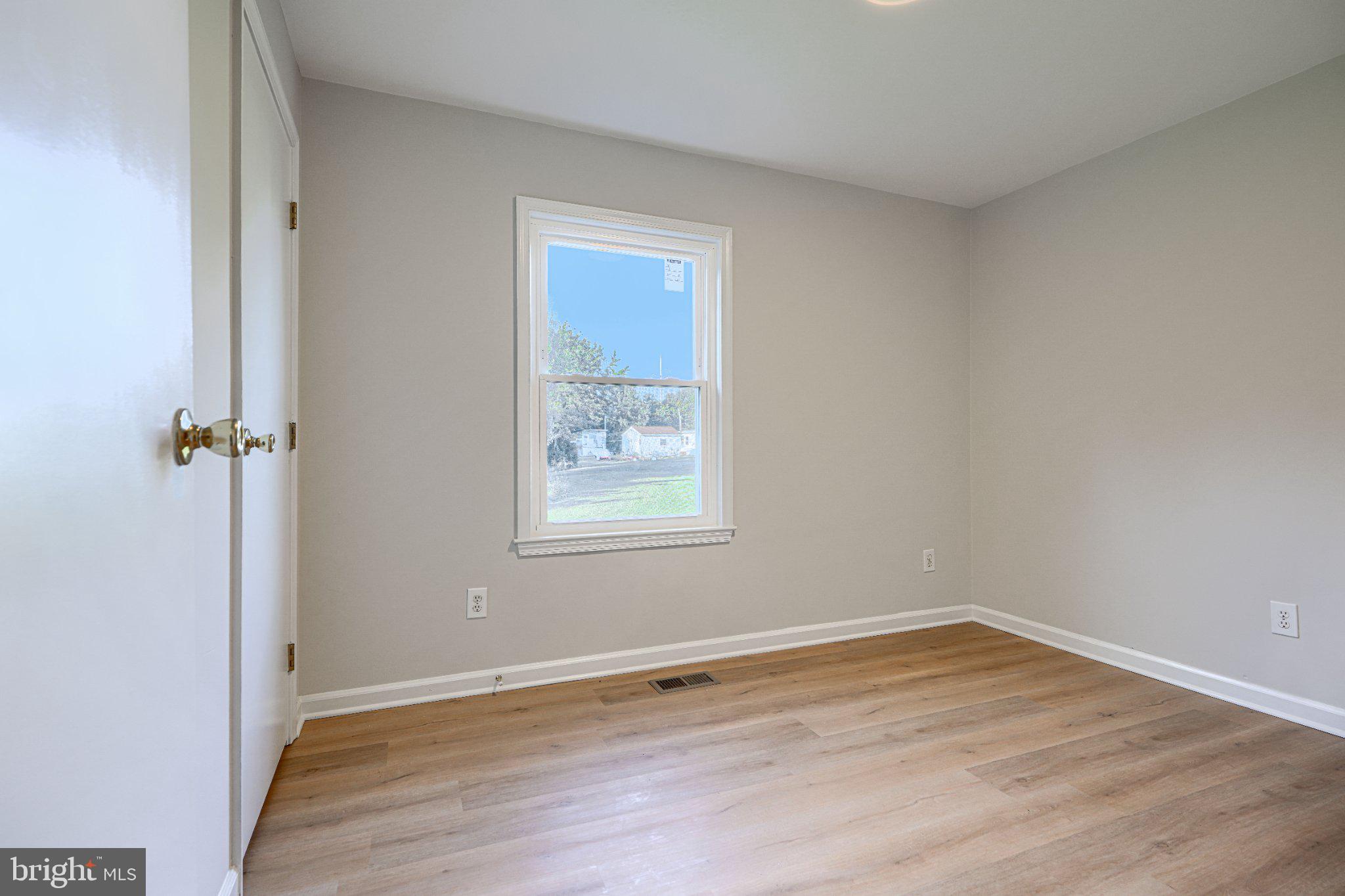 926 Wampler Road Middle River, MD 21220 - Photo 13 of 29 Gallery Image 13