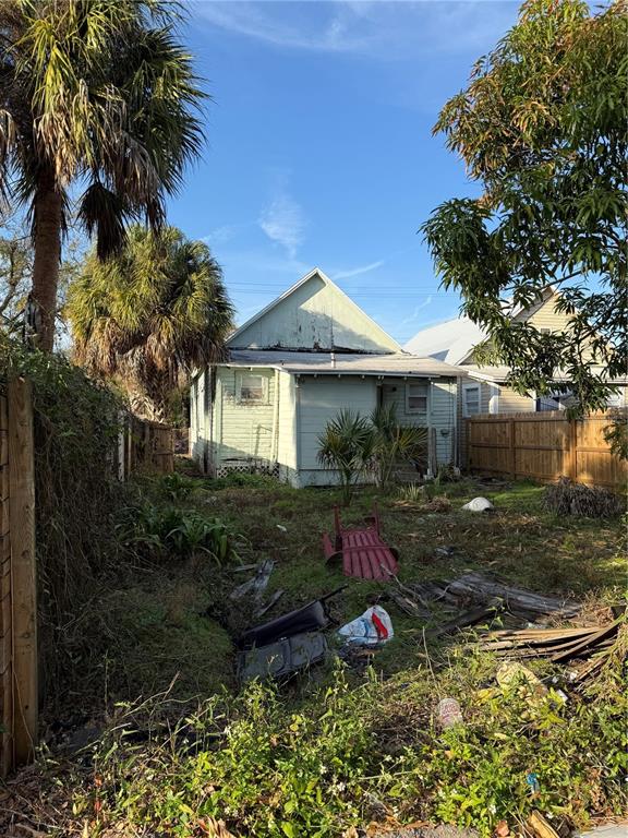 2310 West Walnut Street Tampa, FL 33607 - Photo 11 of 20