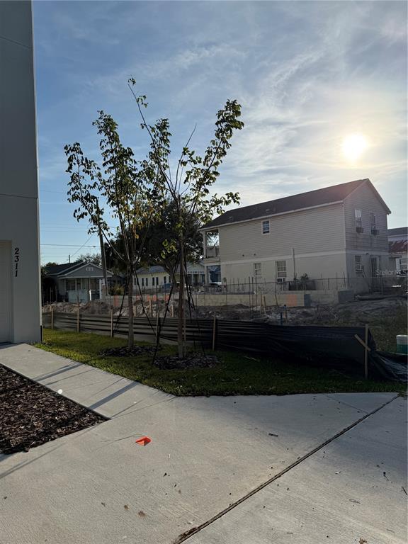 2310 West Walnut Street Tampa, FL 33607 - Photo 7 of 20