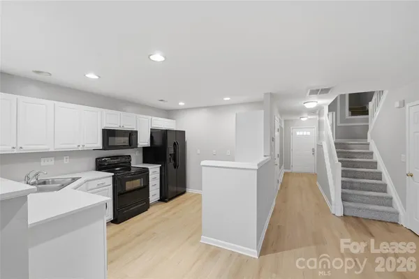 $1,899 | 8144 Christmas Court, Charlotte, NC 28216