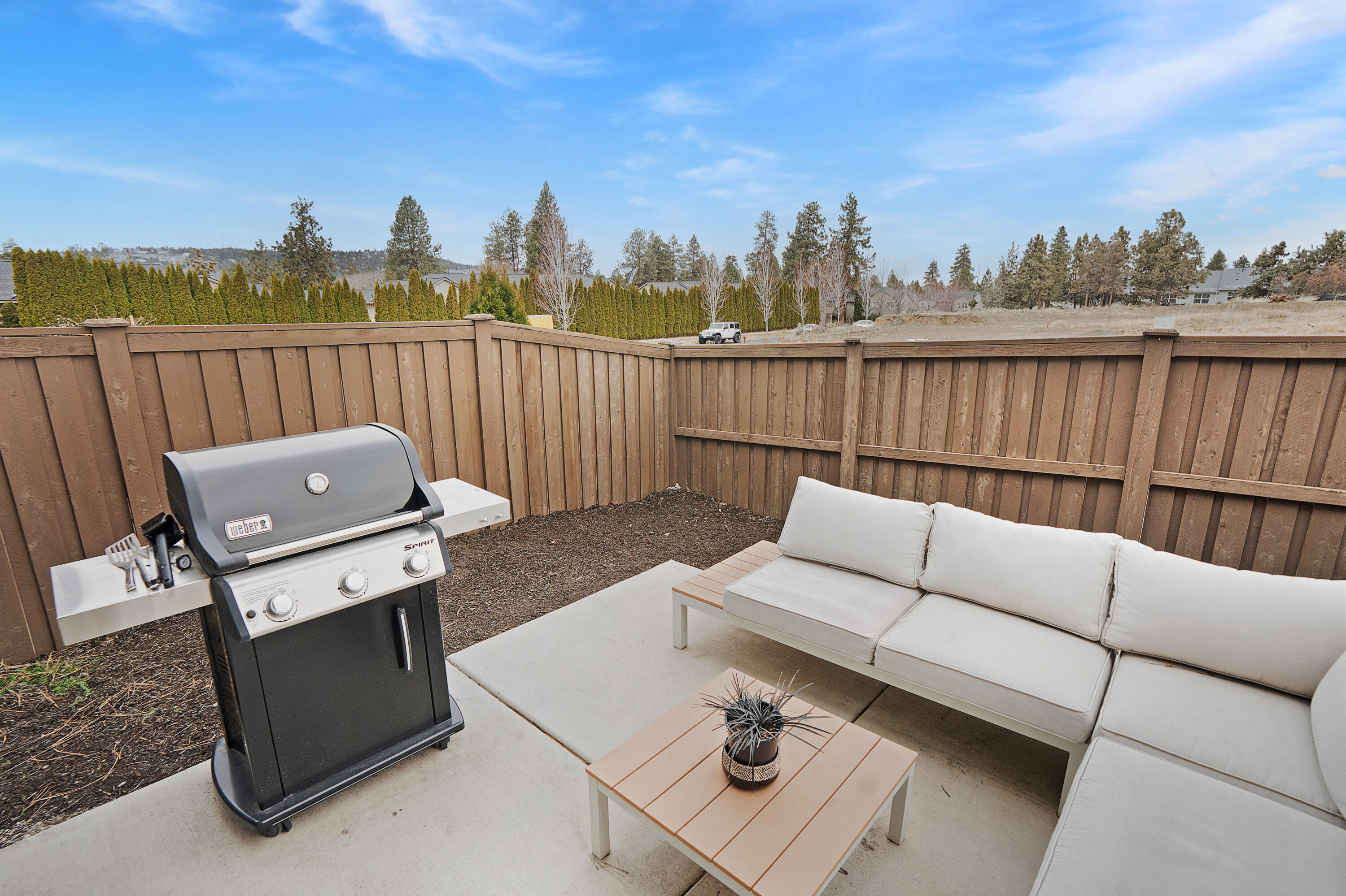 612 Northeast Vail Lane Bend, OR 97701 - Photo 25 of 32