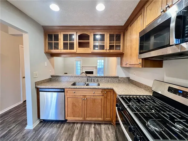 $1,850 | 206 Wedgewood Way, Atlanta, GA 30350