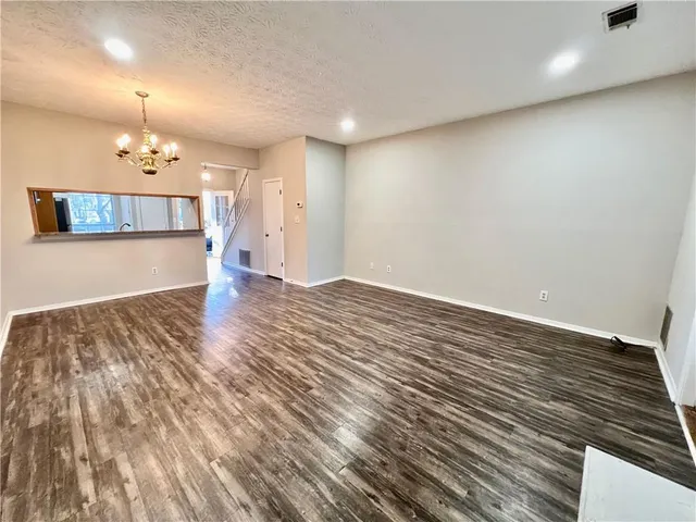 $1,850 | 206 Wedgewood Way, Atlanta, GA 30350