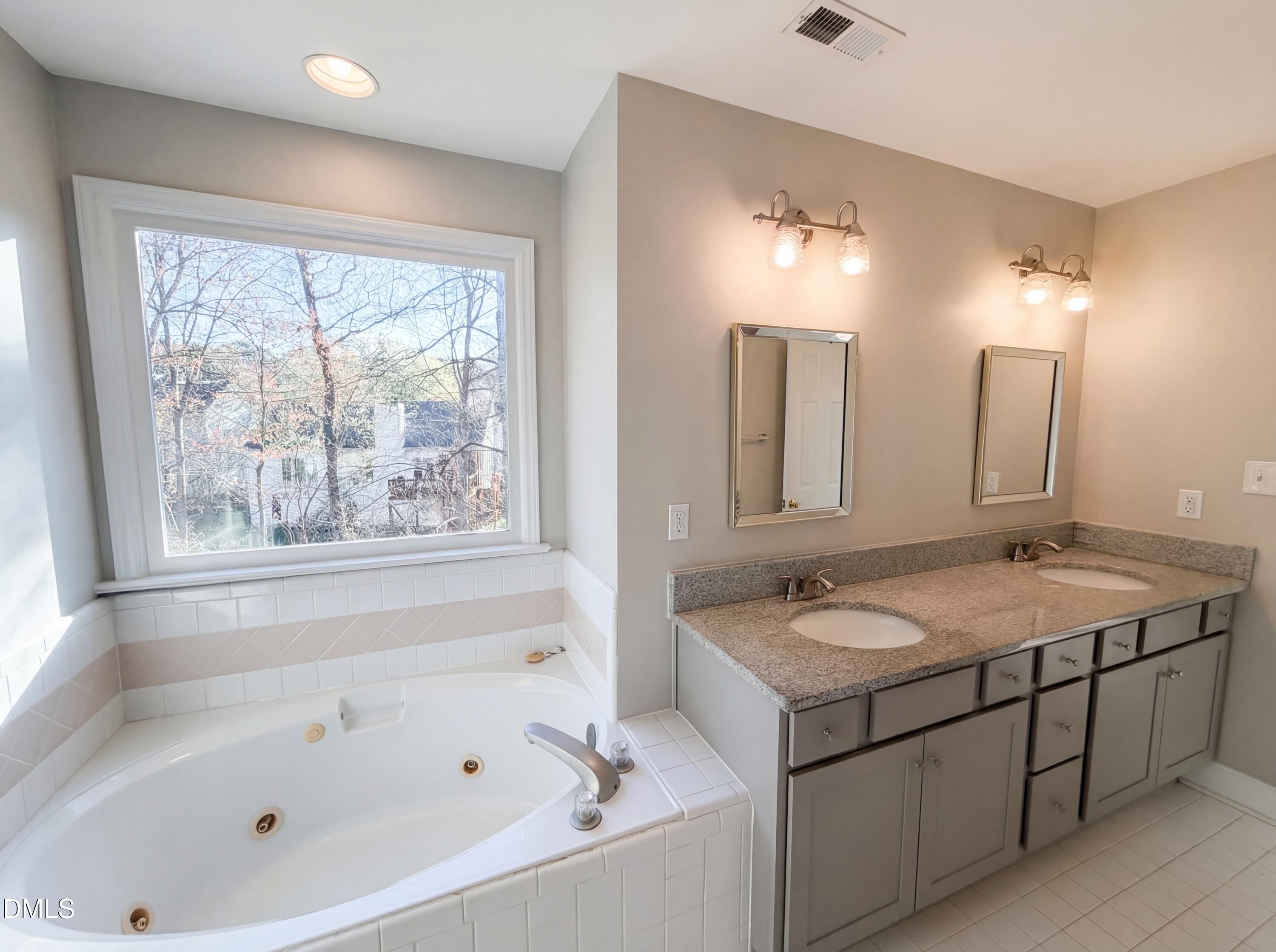 304 Arlington Ridge Cary, NC 27513 - Photo 6 of 18 listing_5