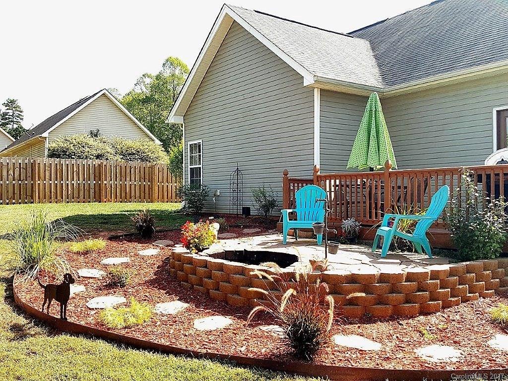 426 Carlyle Road Troutman, NC 28166 - Photo 7 of 11 Gallery Image 7