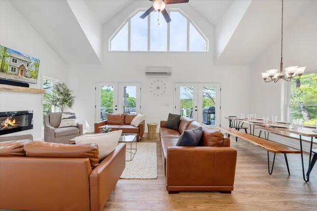 $1,325,000 | 1373 Thomason Lane, Goodview, VA 24095